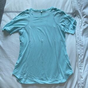 Lululemon workout tshirt